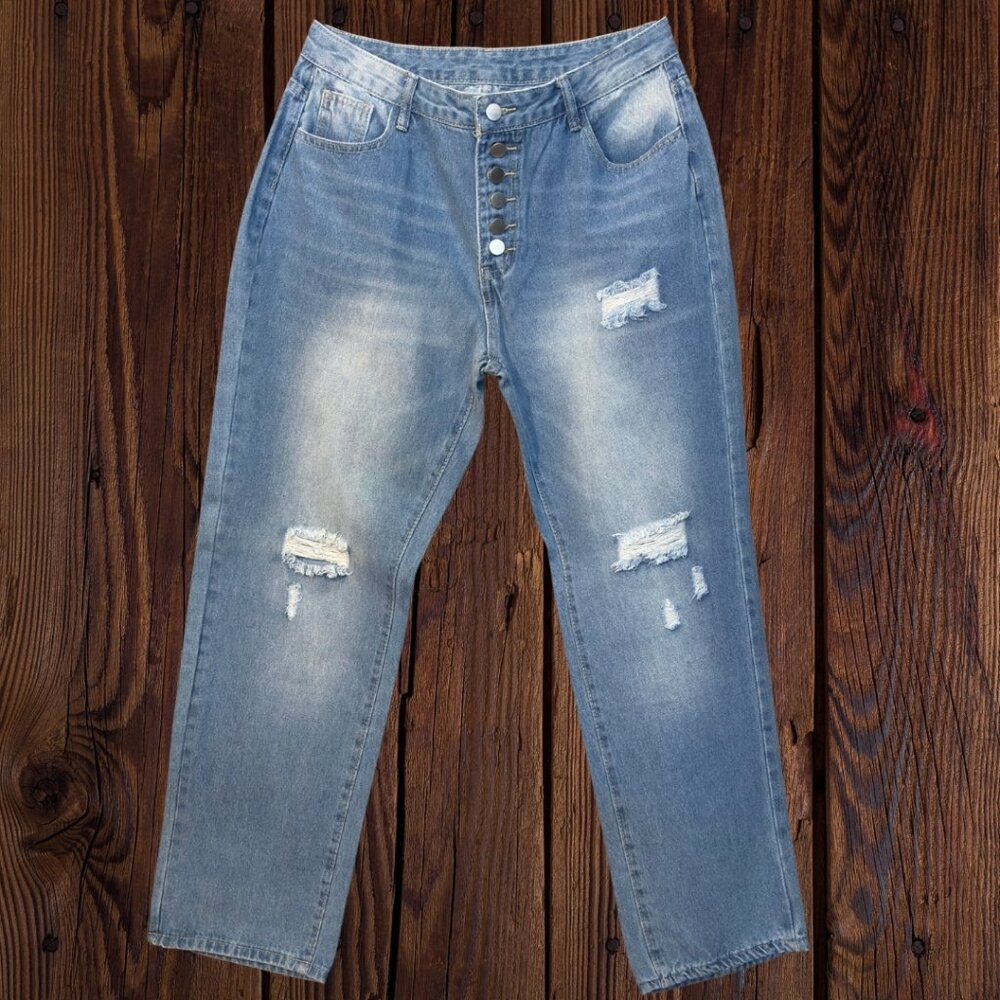 Women's Barrel Light Blue Distressed Jeans